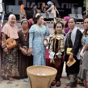 Tradisi Rasulan Di Desa Sukasari Kearifan Masyarakat Lokal Indramayu