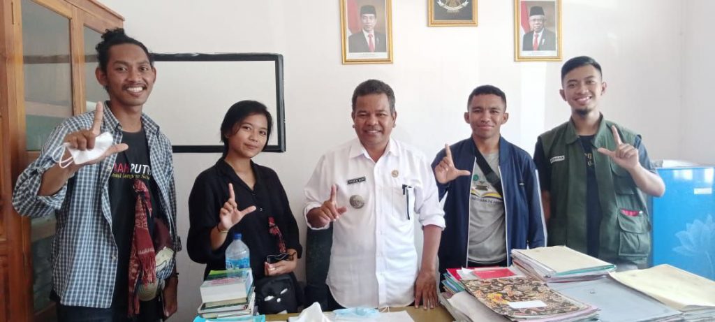 Tutup Kegiatan Pameran kampus, ini pesan Camat Raijua