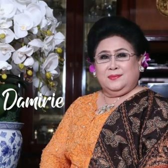 Karlina Damirie ‘Wanita Hebat Wanita Cinta Akan Budaya’