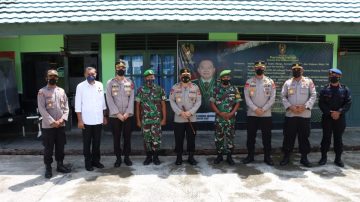 Sinergitas TNI dan Polri di Piru Membuat Bangga Kapolda