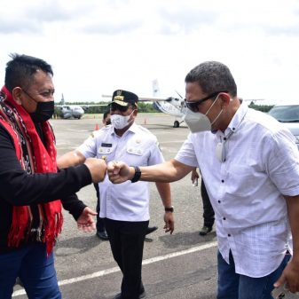 DanKor Brimob Polri Sambangi Ambon, Berikan Penghargaan Satbrimobda Maluku dan Dansat Brimob Polda Maluku
