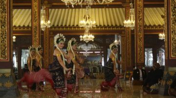 Tari Sakral Bedhaya Ketawang Tarian Langit, Karaton Surakarta 