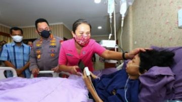 Terimakasih Pak Kapolri telah membantu Sinta oprasi tulang dengan sukses