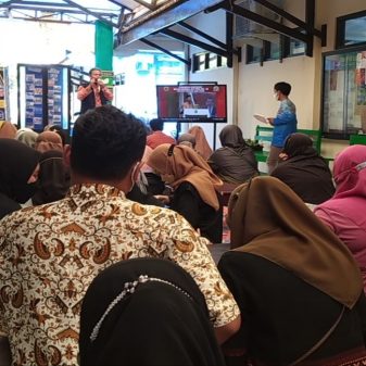 HUT PPNI Ke-48 Tahun Keperawatan UNEJ Lakukan Vaksinasi