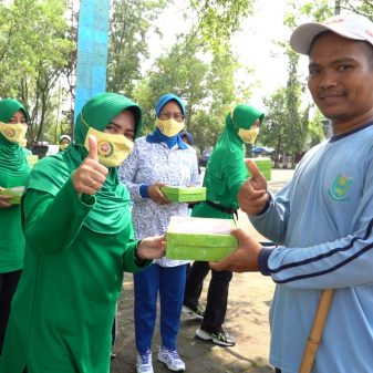 Dharma Pertiwi Koorcab Purwokerto Daerah D, Gelar Jumat Berkah Ibu Hetty Andika Perkasa Selaku Ketua Umum Dharma Pertiwi