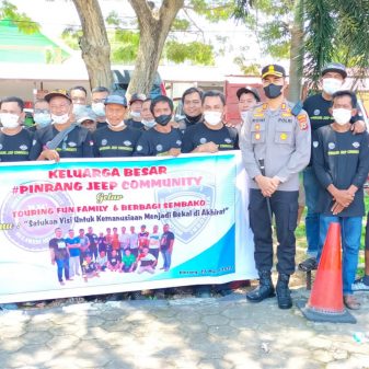 Pinrang Jeep community Bersama Elemen Pemerintah, Saluarkan Bantuan ke Warga