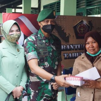 Danrem 071/Wijayakusuma Serahkan Bantuan Tunai BTPKLWN Dari Pemerintah