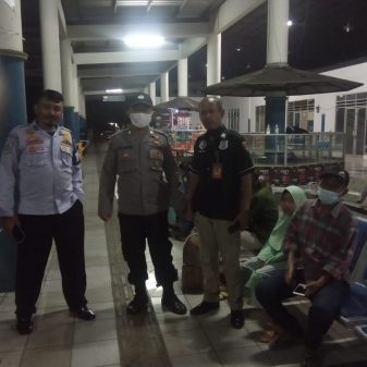 Pos Pelayanan Terminal Type A Indihiang, Pantau Penumpang Dalam Rangka Operasi Ketupat Lodaya 2022