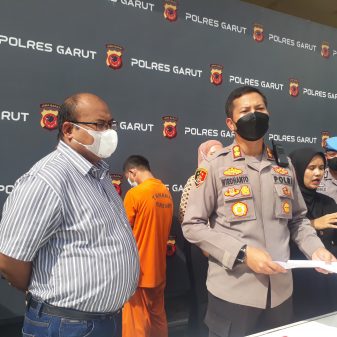 Seorang Oknum Guru Ngaji Cabuli Sesama Jenis