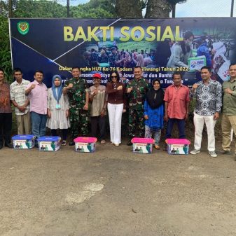 Rangkaian HUT-76, Kodam III Siliwangi Baksos Sembako