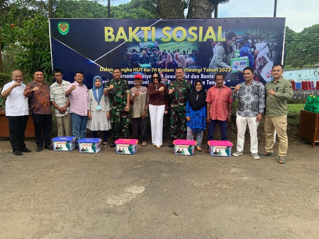 Rangkaian HUT-76, Kodam III Siliwangi Baksos Sembako