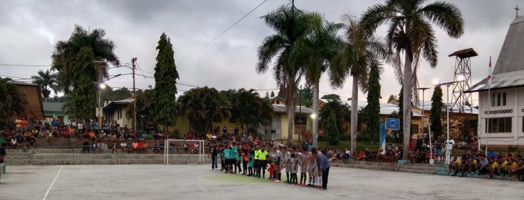 Turnamen Futsal Di Boawae Nagekeo, Babinsa Koramil Pantau Prokes
