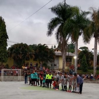 Turnamen Futsal Di Boawae Nagekeo, Babinsa Koramil Pantau Prokes