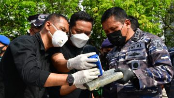 TNI AL Gagalkan Penyelundupan 179 Kg Kokain Senilai Rp. 1,25 Triliun