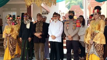 Abah Anton Charliyan, Resmikan Ponpes Mukhul Ibadah Banjaran Bandung Berbasis Agamais, Budaya dan Nasionalis