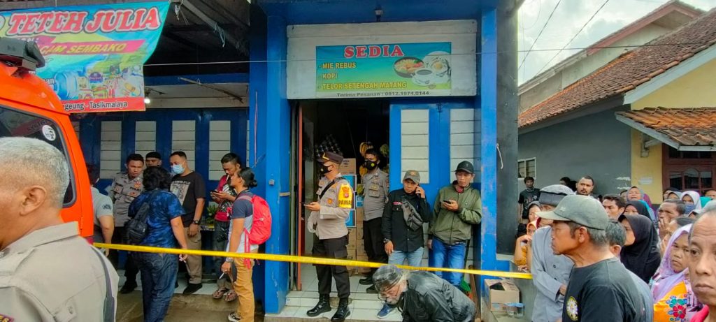 Polres Tasik Kota Olah TKP Penemuan Mayat Bersimbah Darah di Pagerageung
