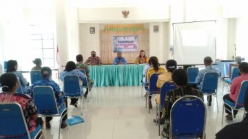 Babinsa Koramil 1625-05 Hadir Sosialisasi Bulan Imunisasi Di Aesesa