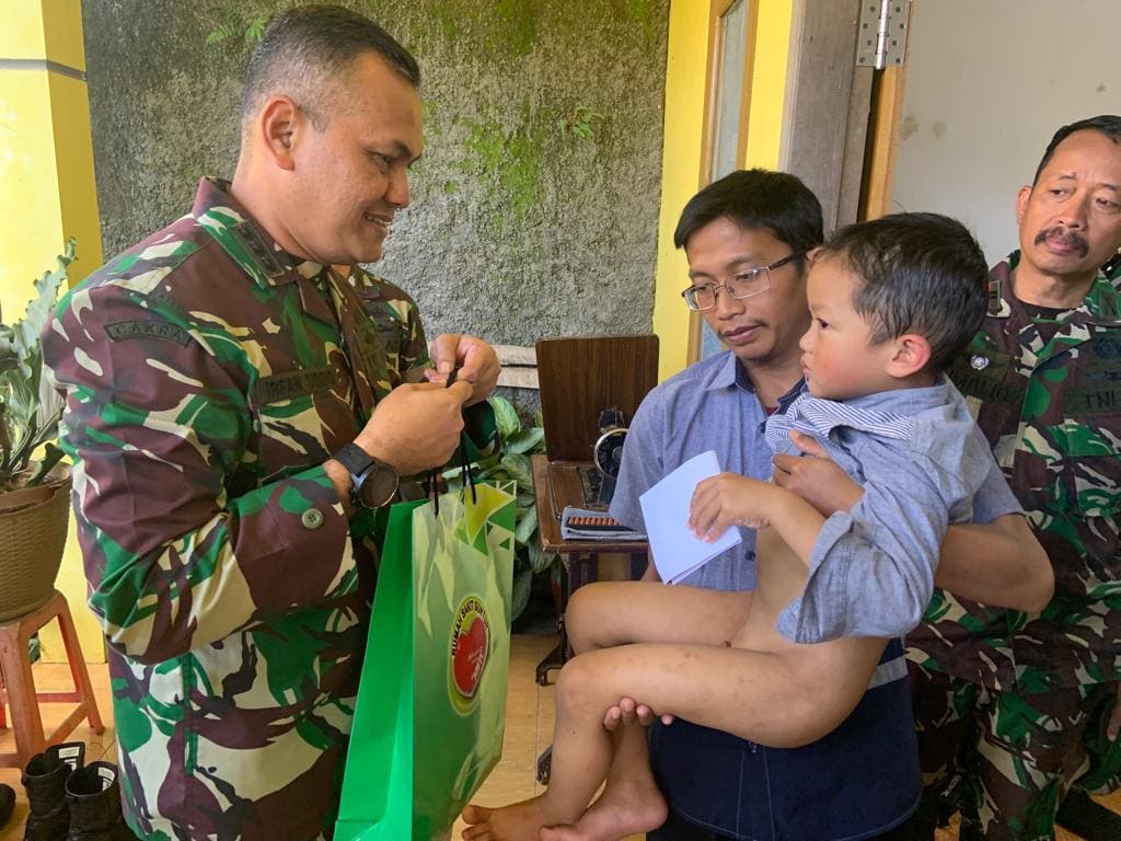 Khitanan Door To Door Isi Rangkaian HUT-76 Kodam III Siliwangi