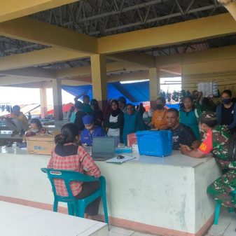 Koramil Mauponggo NTT Pantau Vaksinasi Dosis I, II,III
