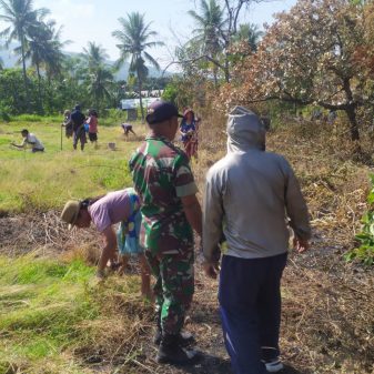 Sebelumnya Dipagari, TNI Dan Warga Tata Lapangan SD Nunupada