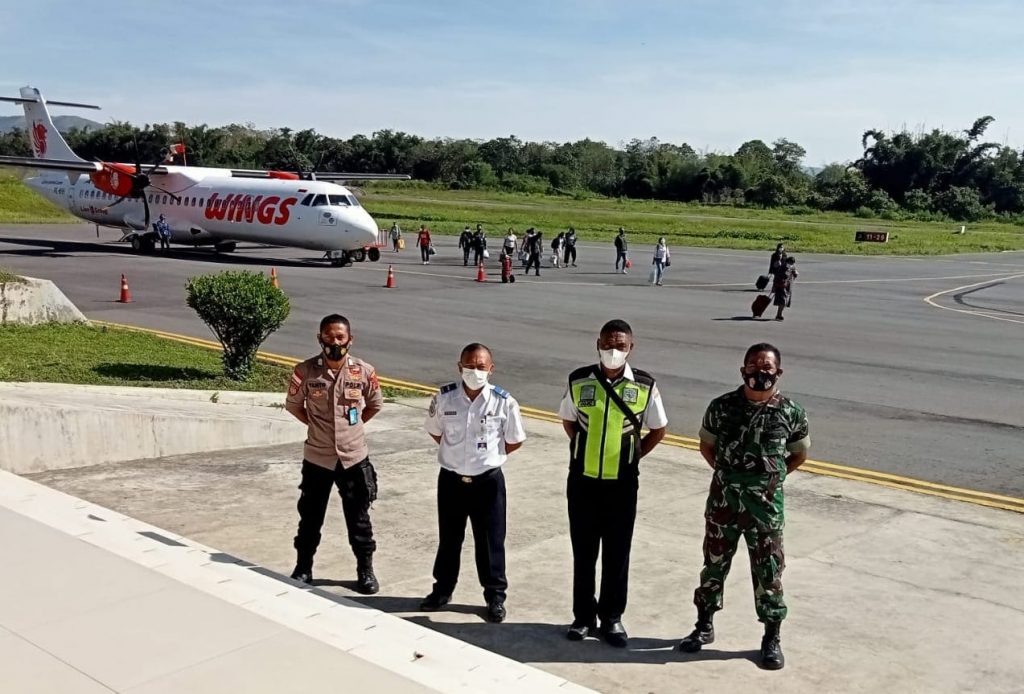 Koramil 1625-01 Dan Tim Gabungan Gelar Pengamanan Bandara Turelelo