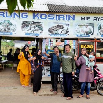 Mau Coba, Cita Rasa Bakso Nenen Di Desa Cemara Wetan Indramayu