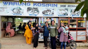 Mau Coba, Cita Rasa Bakso Nenen Di Desa Cemara Wetan Indramayu