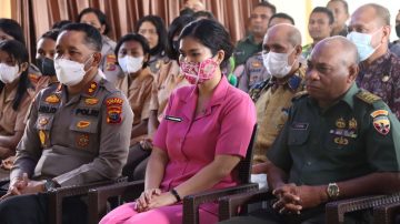 Ngada : Romo Rofinus Neto Layani Pembinaan Rohani TNI Polri Katolik