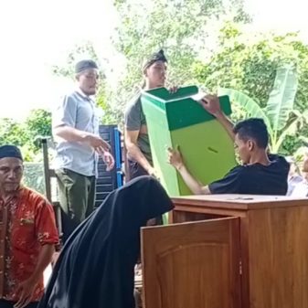 Konflik Internal Pengurus Yayasan Berujung Penyegelan Pesantren Di Godong, Puluhan Wali Santri Datangi Pondok
