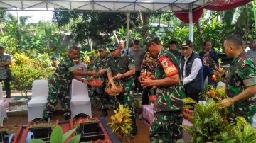 Wakasad Ziarah Ke Makam Ibunda, Desa Cijulang Kecamatan Cijulang Kabupaten Pangandaran
