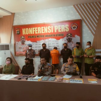 Terduga Penipuan Cek Kosong Mony Changer Di Tangkap Anggota Polsek Kelapa Gading