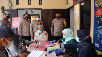 Sambut Hari Bhayangkara ke-76, Polres Tasikmalaya Kota Gelar Bakti Kesehatan