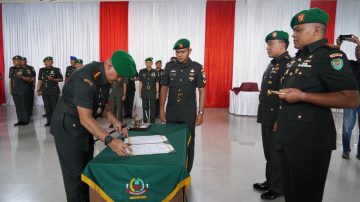 Danrem 062/Tn Pimpin Sertijab Komandan Kodim 0611/Grt dari Letkol Deni Iskandar Kepada Letkol Dhanisworo