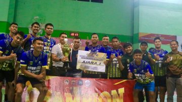 Tim Bola Volly Brigif Raider 13 Galuh Jasa Kartini Juara Open Turnamen Bola Voli Kapolres Tasikmalaya CUP 2022