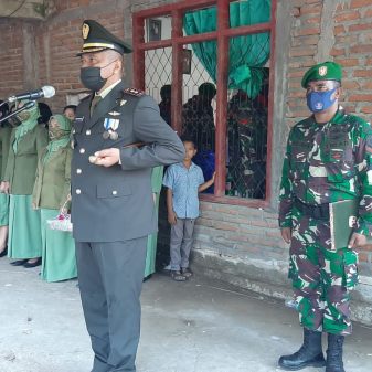 Dandim 1625 Ngada Pimpin Acara Pemakaman Anggota Koramil 04 Mauponggo