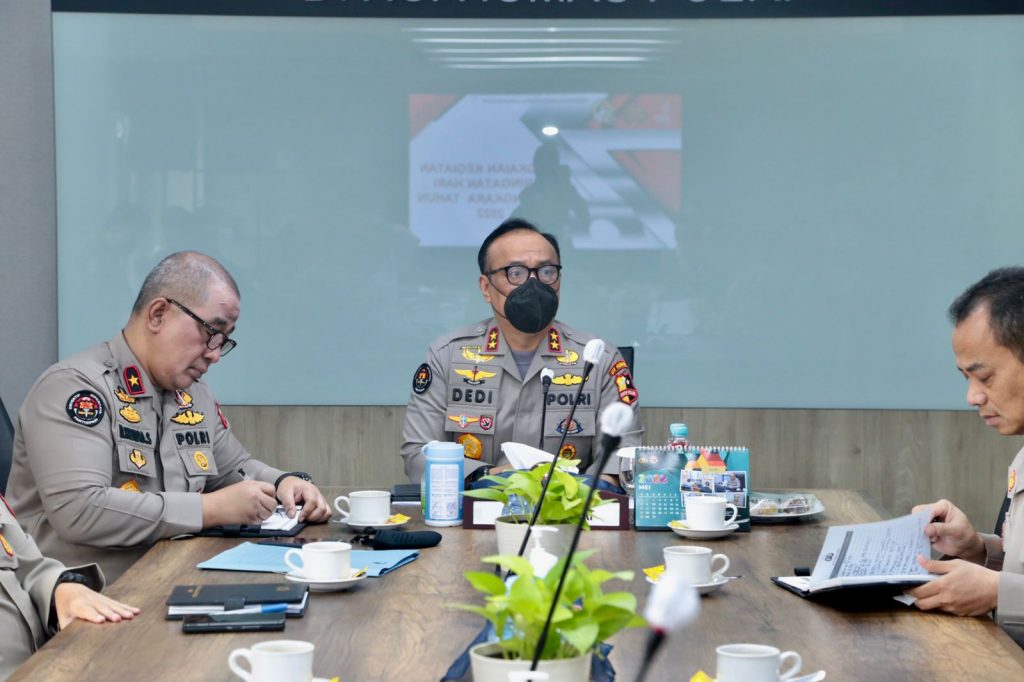 Sambut Hari Bhayangkara, Polri Gelar Lomba Menembak Bersama