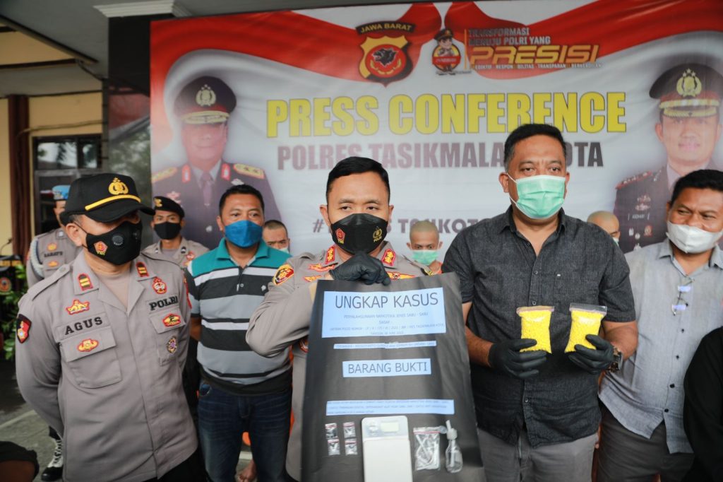 Polresta Tasikmalaya Berhasil Ungkap Kasus Narkoba, 6 Pengedar Diamankan Berikut Barang Bukti 6.015 Butir Obat Psikotropika