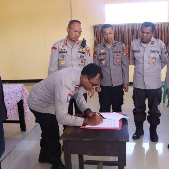 Empat Polsek Di Ngada Terima Bantuan Peralatan Dari Dit Intelkam Polda NTT