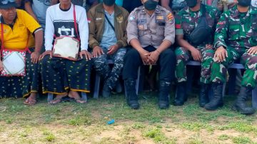 Personil TNI 1625 Dan Polri Awasi Keamanan Tinju Adat Boawae