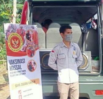 Vaksinasi Binda NTT Di Riung Didukung Babinsa Kodim 1625