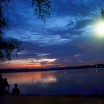 Bendungan Situ Bolang, Eksotis saat Sunset 