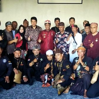 Abah Anton Tokoh Sunda: Acung Jempol Kegiatan Sawal Budaya BRI Tasik, Glora Spirit Kebangsaan dan Cinta Tanah Air