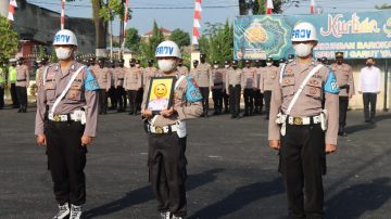 Kapolres Pimpin Upacara PDTH Yang Langgar Kode Etik
