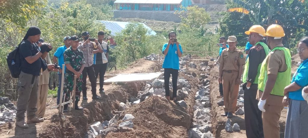 Letak Batu SMKN 1 Aimere Ngada, Koramil 02 Apreasiasi