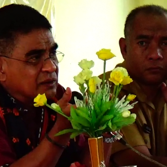 Bagi Beasiswa PIP Di Ngada, DPR RI Andre Hugo Parera Urai Pemahaman