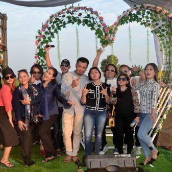 Grand Opening RM Seafood Pantura Indramayu, Dihibur Puluhan Artis Tarling Pantura