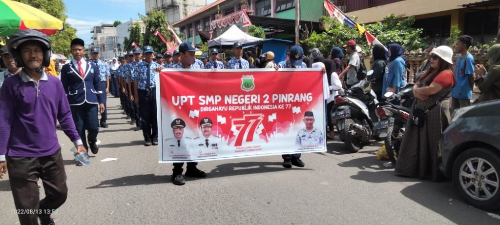 Sambutan HUT RI Ke-77, Giat lomba Gerak Jalan Tingkat SD,SMP,SMA dan SMK Se-kabupaten Pinrang