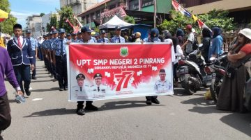 Sambutan HUT RI Ke-77, Giat lomba Gerak Jalan Tingkat SD,SMP,SMA dan SMK Se-kabupaten Pinrang 