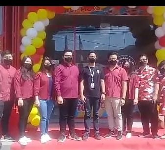 Grand Opening Mixue Es Krim Haurgeulis Ramai dikunjungi Tua Dan Muda