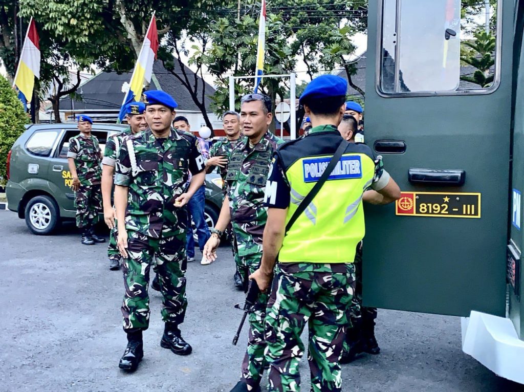 Pangdam III/Siliwangi Dan Sejumlah Pejabat Kodam, Dijemput Petugas Pomdam III/Siliwangi, Ada Apa ?